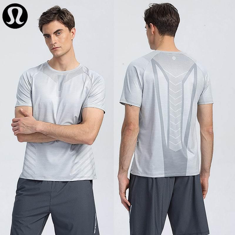 Lululemon Men's T-shirts 1